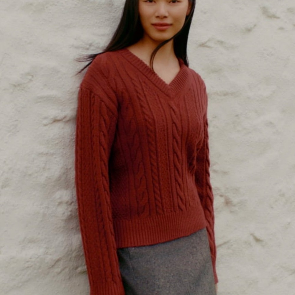 NWOT Uniqlo and JW Anderson Cable Knit Sweater, size small, red/maroon